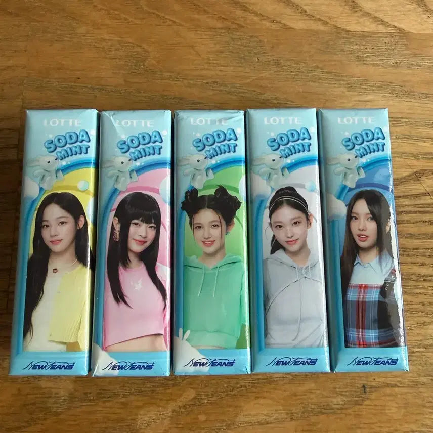 [BUNJANG] NewJeans LOTTE Limited Edition Photocard / 뉴진스 롯데 껌 판매합니다