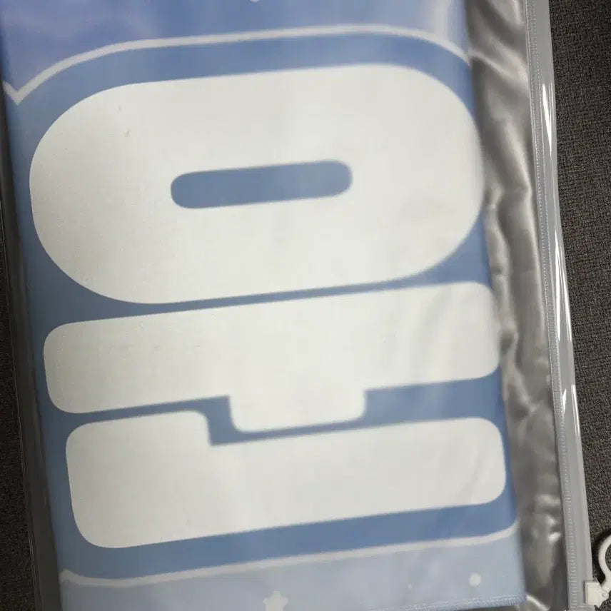 [BUNJANG] Day6 Dowoon Adidas Slogan / 데이식스 도운 슬로건 아디다스