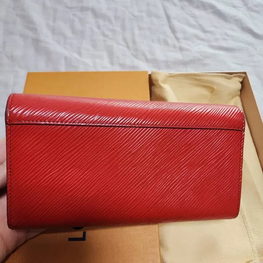 [BUNJANG] Louis Vuitton Twist Red Long Wallet Silver Hardware / 루이비통 트위스트 레드 장지갑 은장