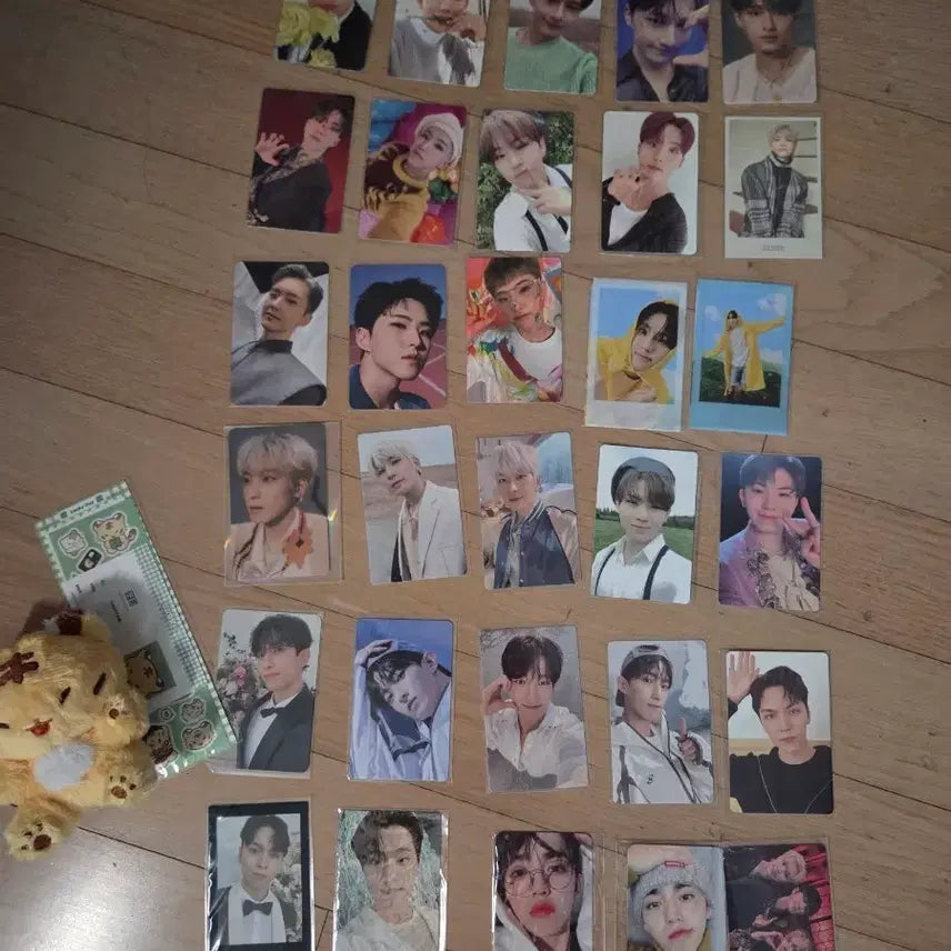 [BUNJANG] Seventeen Bundle Set Goods Photocard and Hotti / 급전!!일괄)세븐틴 굿즈, 홋티 판매합니다!!(금요일까지 이 가격)