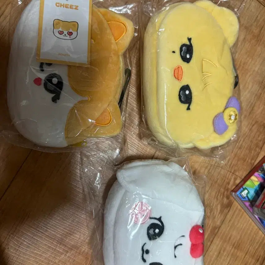 [SOLD OUT] 아이브 미니브 파우치 체리 나오리 치즈 일괄 양도