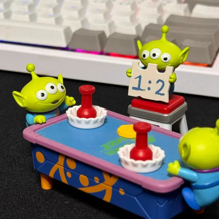 [BUNJANG] Toy Story Alien Figure / 토이스토리 알린 피규어