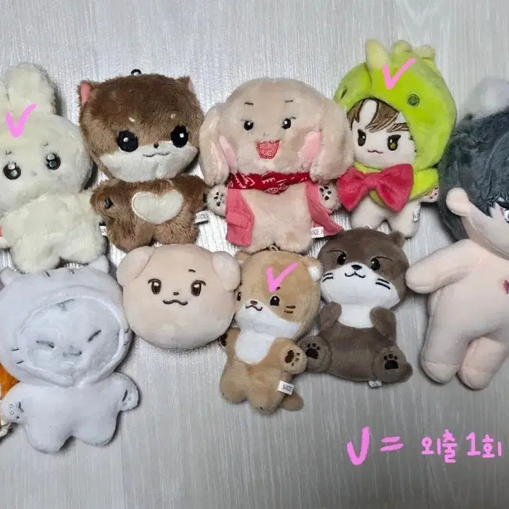 [BUNJANG] Seventeen (Svt) 14 pcs Set Non-Official Goods Plush Doll Bundle / 탈덕처분) 세븐틴 Svt 비공굿 인형 솜인형