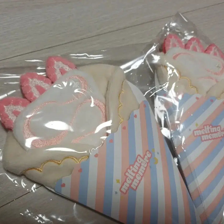 [BUNJANG] Melting Mimore Strawberry Crepe Bedding for Small Dolls / 멜팅미모어 딸기크레페 베딩