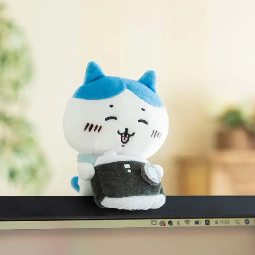 [BUNJANG] Chiikawa Hachware Desktop Plush Doll Camera / 치이카와 하치와레 데스크탑 누이 인형 카메라