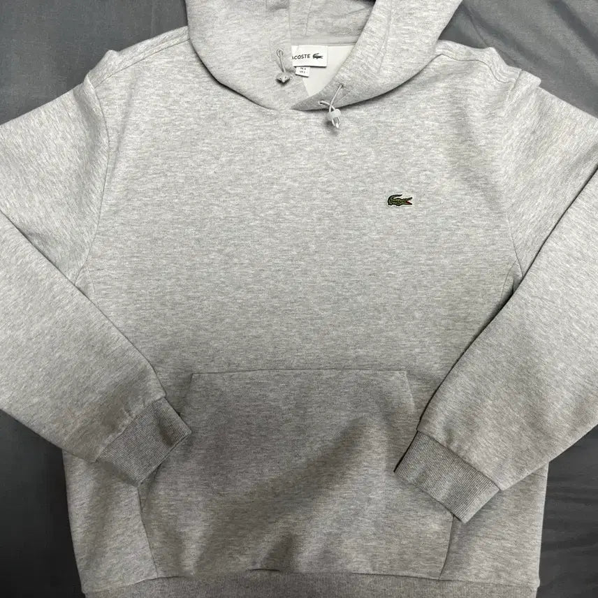 [BUNJANG] Lacoste Technical Hooded Sweatshirt &amp; Sweatshirt Bundle / 라코스테 테크니컬 후드 스웻셔츠 및 맨투맨 일괄 판매합니다.