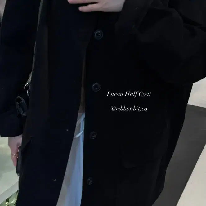 [BUNJANG] Ribbonbit Lucan Half Coat / 리본빛 Lucan Half Coat