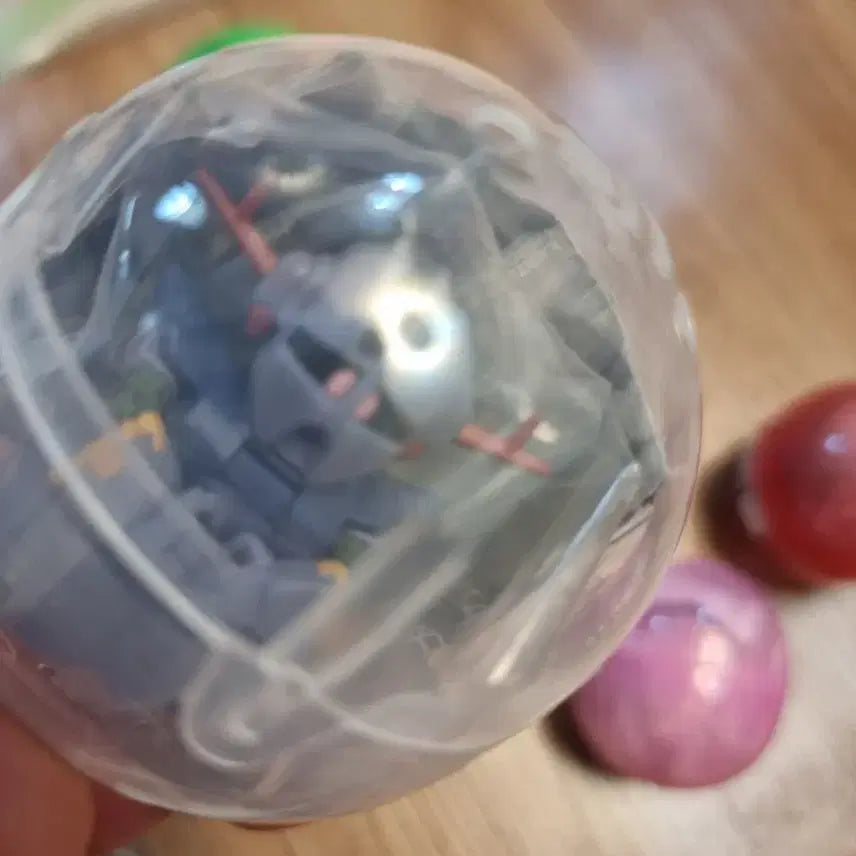 [BUNJANG] Bandai Gashapon Zaku (Kitty Guchipachi Sanrio) / 언제오려나 마치보케 건담가챠 지옹 팝니다 (키티 구치파치 산리오)