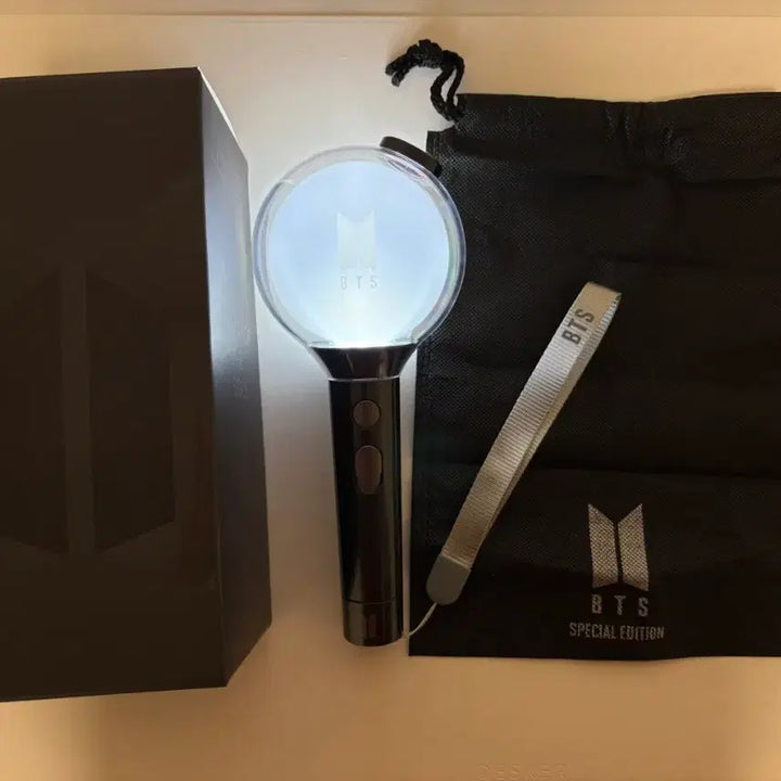 [BUNJANG] BTS Special Edition Army Bomb SE Lightstick / [상태최상]BTS 아미밤 SE밤 스에밤 응원봉 스페셜에디션 방탄소년단