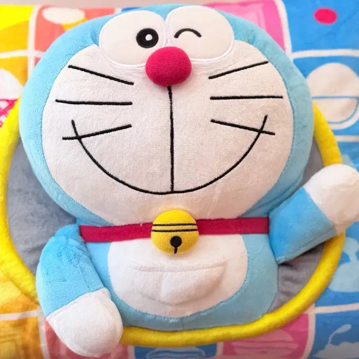 [BUNJANG] Doraemon Appearing Through Door Hoop Cushion / 일본 도라에몽 튀어나오는 어디로든 문 통과 후프 쿠션