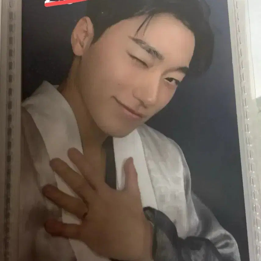 [BUNJANG] ATEEZ San Chu-seop Wink Photocard / 에이티즈 산 충섭윙크 포토카드