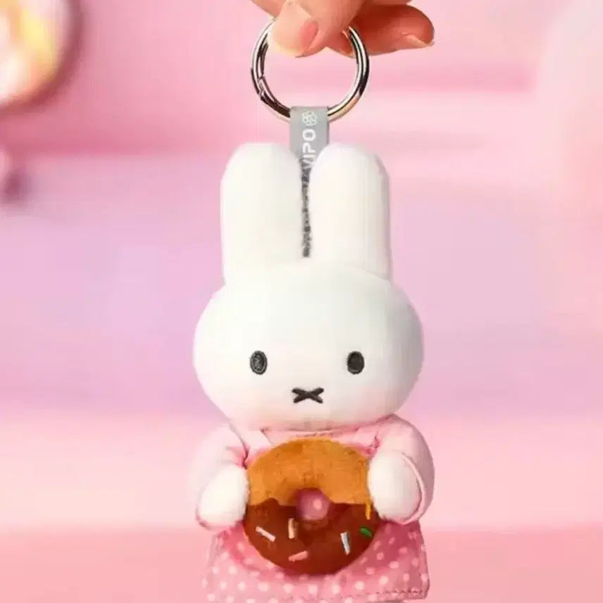 [BUNJANG] Miffy Donut Keyring / 베이커리 베이킹 도넛 미피 키링