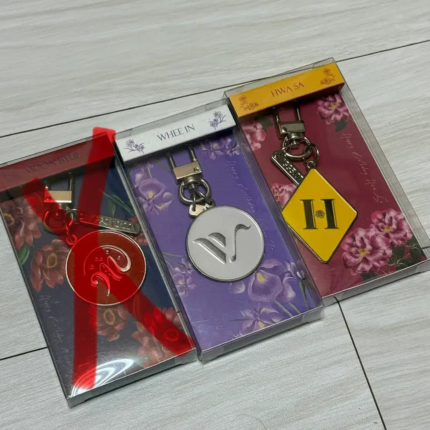 [BUNJANG] Mamamoo Wheein Hwasa Birthday Keyring / 마마무 생일 키링 휘인 화사