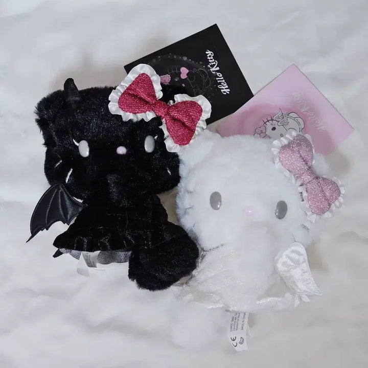 [BUNJANG] Sanrio Angel &amp; Devil Kitty Mascot Bundle Set / 산리오 천사악마 키티 마스코트 일괄 양도해요!