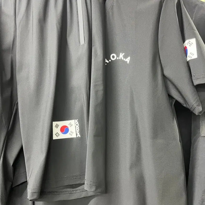 [BUNJANG] Roka Top and Bottom Set (Functional Cooling Ice Fabric) / <여름신상품> 로카상하세트 (기능성쿨링 아이스원단)