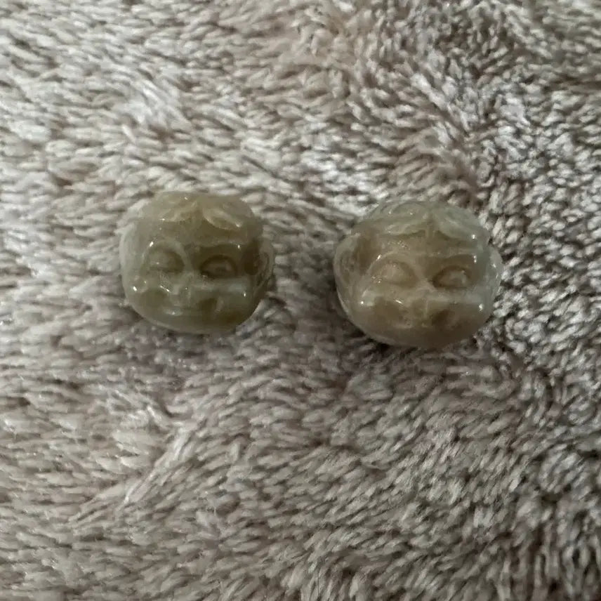 [BUNJANG] Handmade Barley Root "Monkey King" Carved Beads (Set of 2) / 천연 보리근 손오공  음피 수공 핸드메이드 조각 구슬 2개(11~13m
