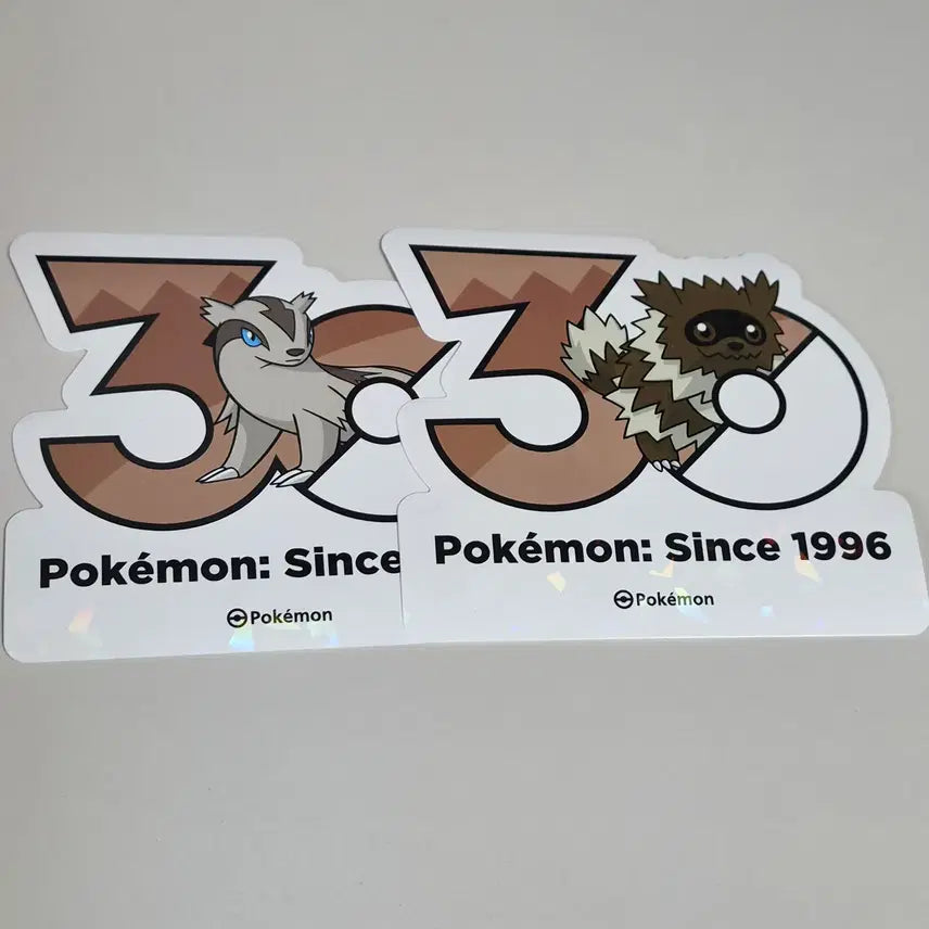 [BUNJANG] Pokemon 30th Anniversary Logo Sticker (Zigzagure) / 지그제구리포켓몬 30주년 로고 스티커 지그제구리, 직구리 판매합니다