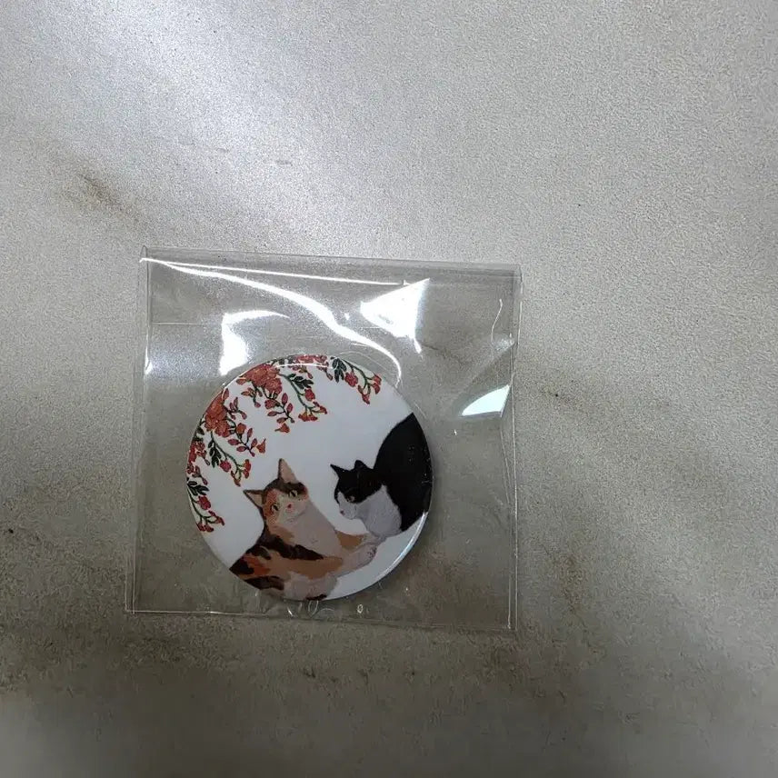 [SOLD OUT] 대군부인 고양이뱃지