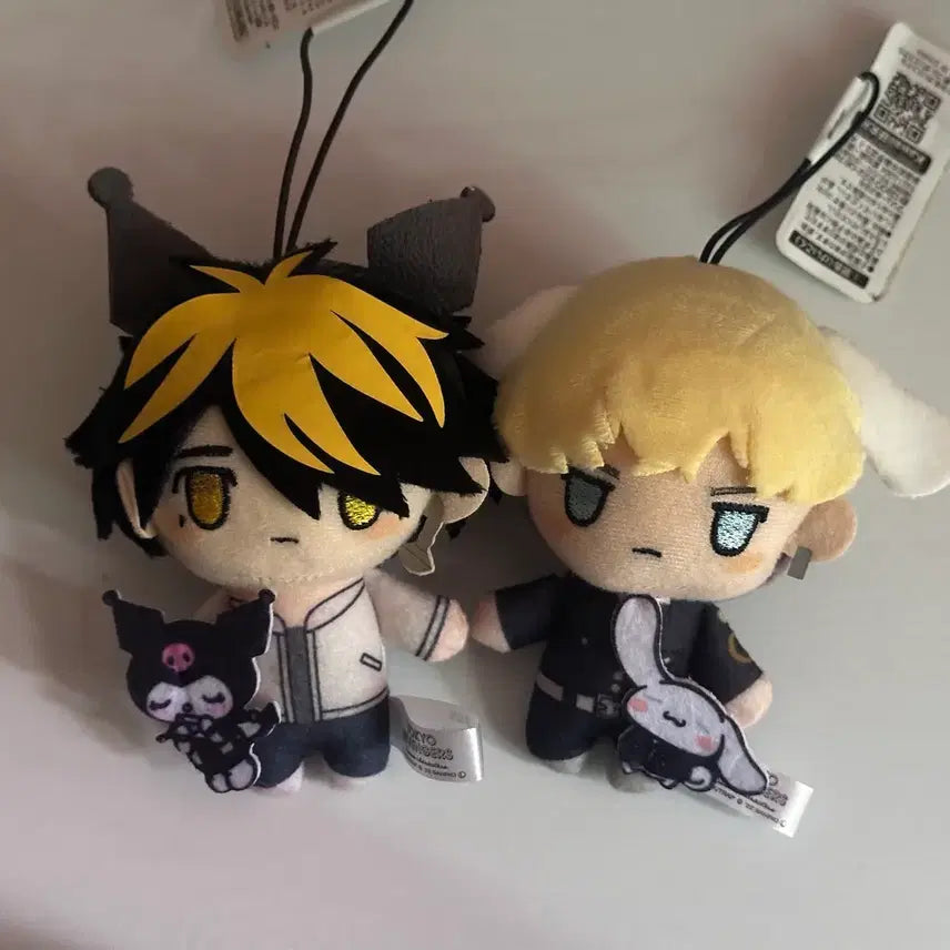 [BUNJANG] Tokyo Revengers Sanrio Collaboration Plush Set (Kazutora, Chifuyu) / 도리벤 산리오 누이 카즈토라 치후유 일괄가격