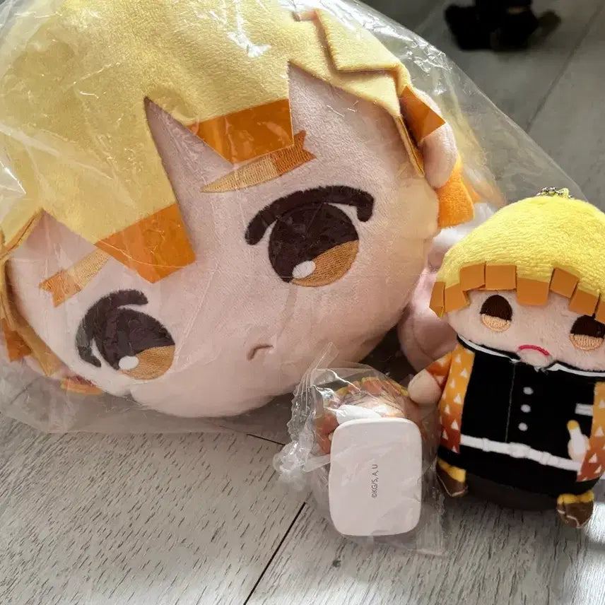 [BUNJANG] Demon Slayer Zenitsu Onemutan Tissue Plush Bundle Set / 귀멸의 칼날 젠이츠 오네무탄 마메메이토 티슈누이 일괄 양도