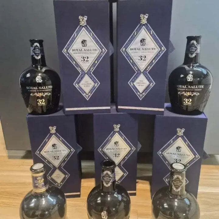 [BUNJANG] Royal Salute 32 Year Old Whisky Full Set Empty Bottle / 로얄살루트 32년 위스키 풀세트 공병입니다