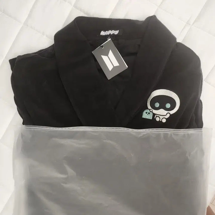 [BUNJANG] BTS Jin Happy Together Pop-up Wooter Robe Gown / 방탄 진 해피 팝업 우떠 로브 석진 가운 런석진