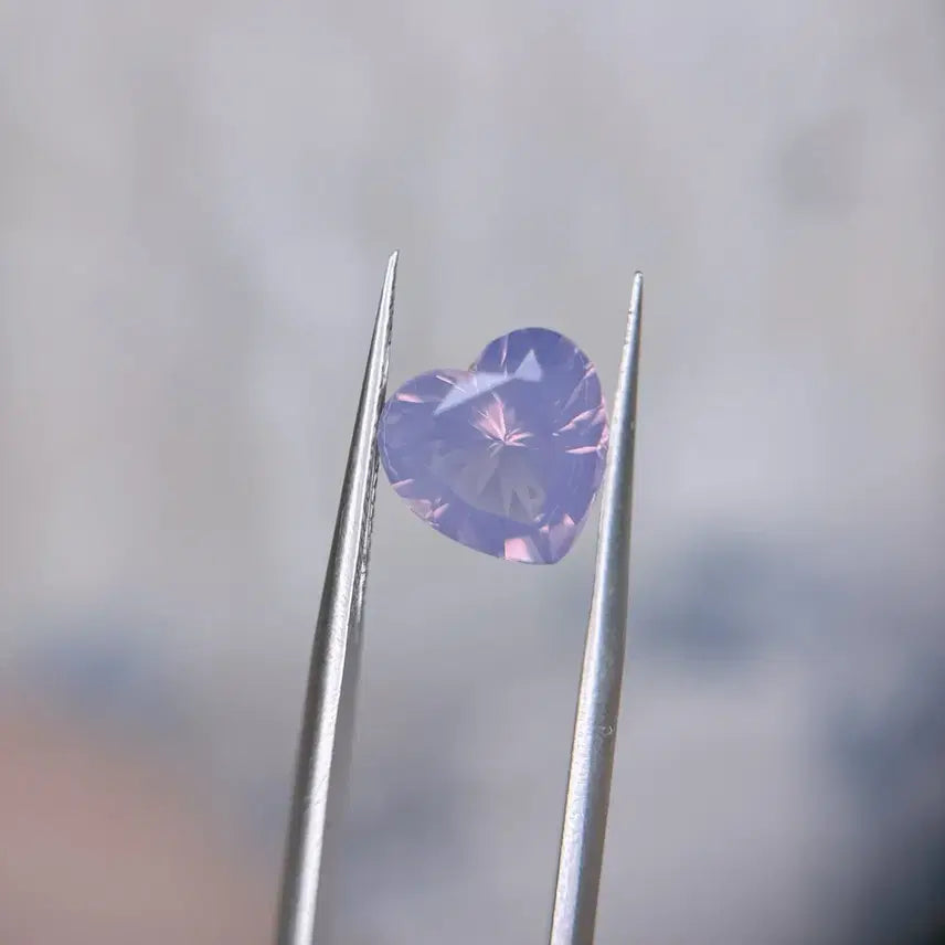 [BUNJANG] 10mm Heart Cut "Jinla Moon Quartz" Charm / 진 라벤더 문 쿼츠 / 진라문쿼 10mm 하트컷