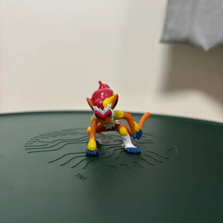 [BUNJANG] Pokemon MonColle Infernape Vintage Figure / 포켓몬 몬코레 몬콜레 초염몽 고전 피규어 가챠