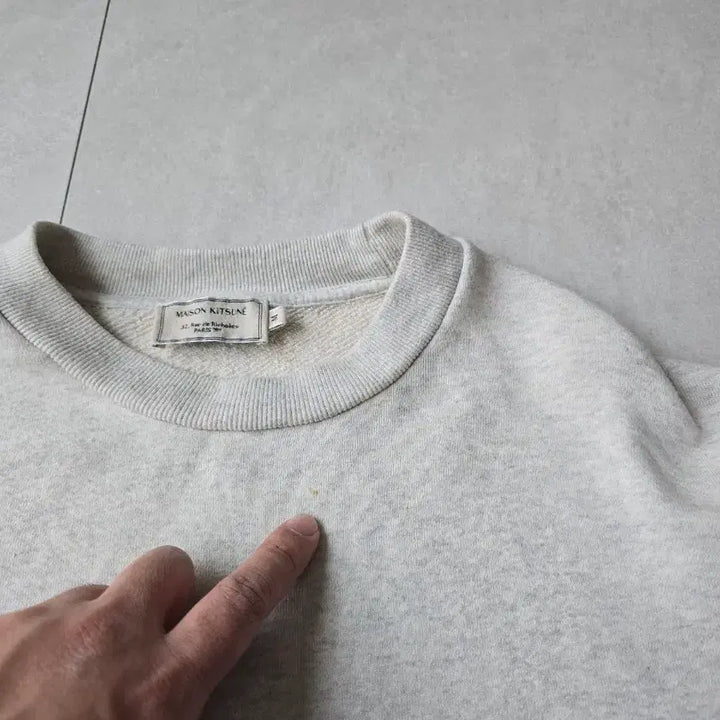 [SOLD OUT] 메종키츠네 폭스헤드 맨투맨 M100