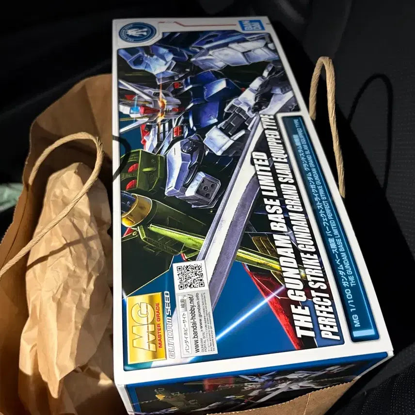 [BUNJANG] Bandai MG Perfect Strike Gundam Grand Slam Equipment Type Gundam Base Limited Unopened / Mg 퍼펙트 스트라이크 건담 그랜드슬램 장비형 건베한정 미개봉 새상품