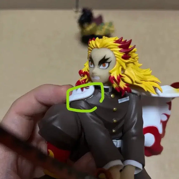 [BUNJANG] Demon Slayer Kyojuro Rengoku Figure (No Box) / 귀칼 렌고쿠 피규어 (박스X)