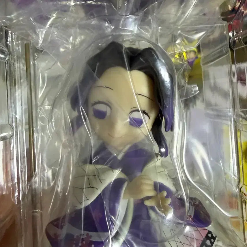 [BUNJANG] Demon Slayer Shinobu Kocho Rain Series Figure / 귀멸의 칼날 장마시리즈 시노부 판매합니다