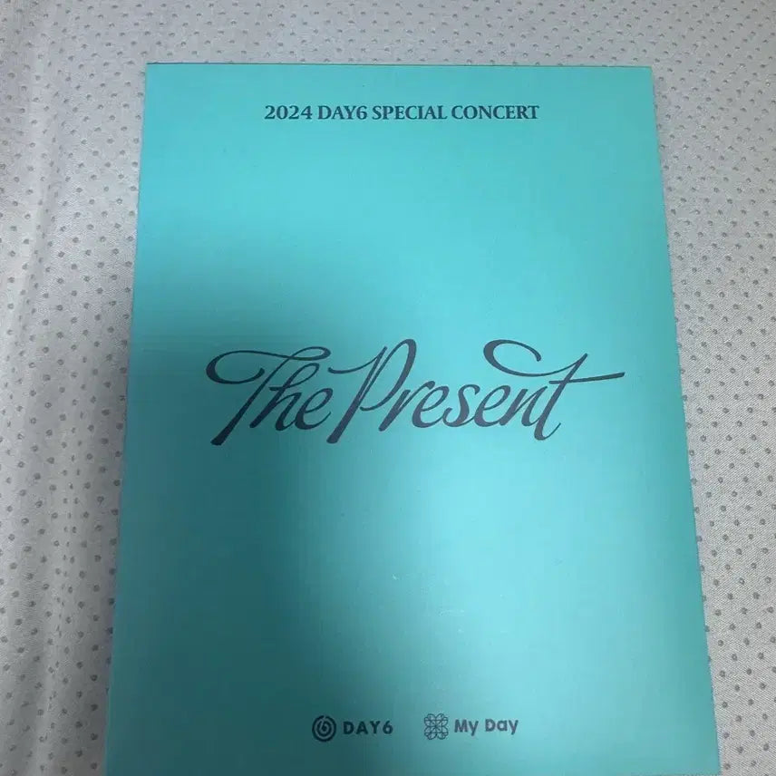 [BUNJANG] Day6 Concert Gift Photocard &amp; Sticker Set / 데이식스 콘서트 기프트