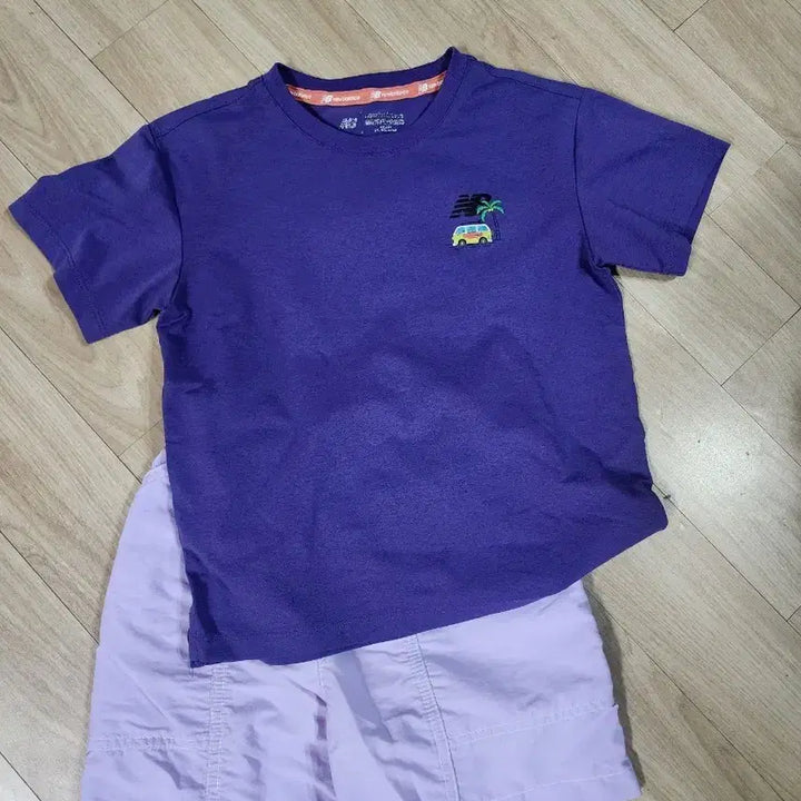 [BUNJANG] New Balance Purple T-Shirt and Shorts Set (T120, B110) / 뉴발란스 보라색 반팔티 + 반바지 세트 티120 바지110