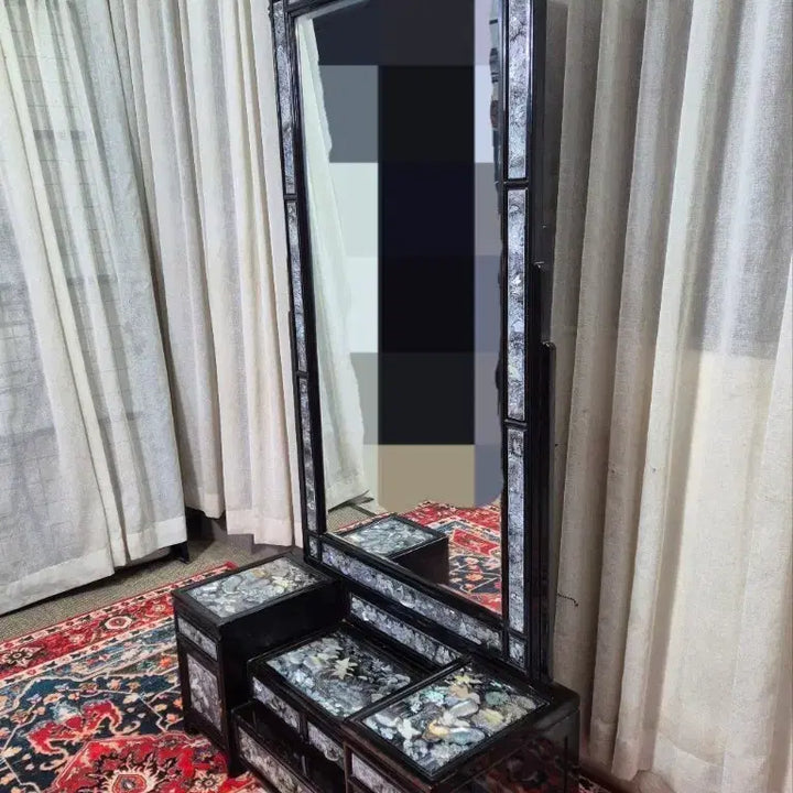 [BUNJANG] 1970s Korean Mother-of-Pearl Inlaid Lacquerware Vanity with Mirror / 70s 오리지널 빈티지가구 통영자개 나전칠기 문갑 화장대 (경대)
