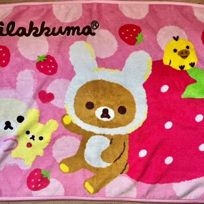 [BUNJANG] Rilakkuma Korilakkuma Rabbit Strawberry Vintage Blanket / 급처ㅜㅜ가격제안ㄱㄱ!!리락쿠마 코리락쿠마 토끼 딸기가 좋아 고전 담요