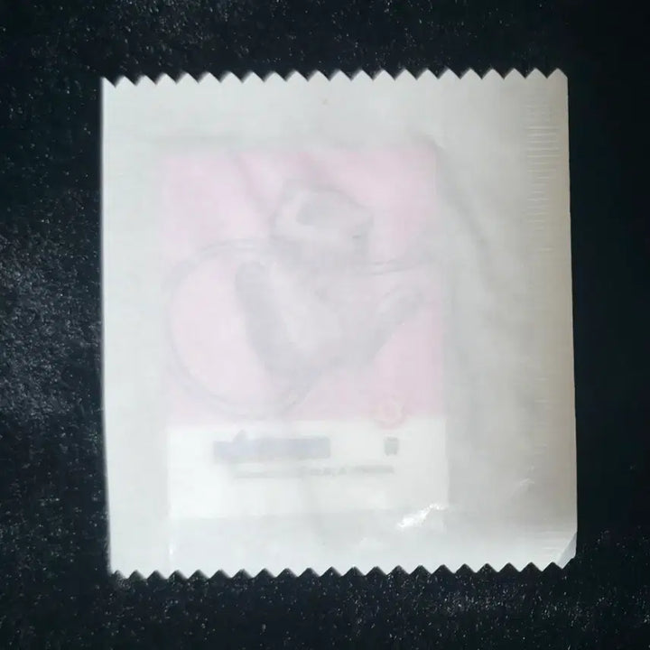[BUNJANG] Pokemon Nacho Chip Sticker Bread Squealer Mew / 포켓몬 나쵸칩 스티커 띠부씰 뮤