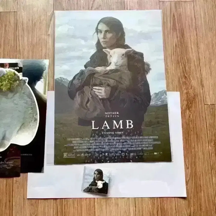[BUNJANG] A24 LAMB Movie Artist Badge, Poster, Flyer Package / 영화 램 아티스트 뱃지 포스터 패키지 아다 전단지 딴짓 A24 LAMB