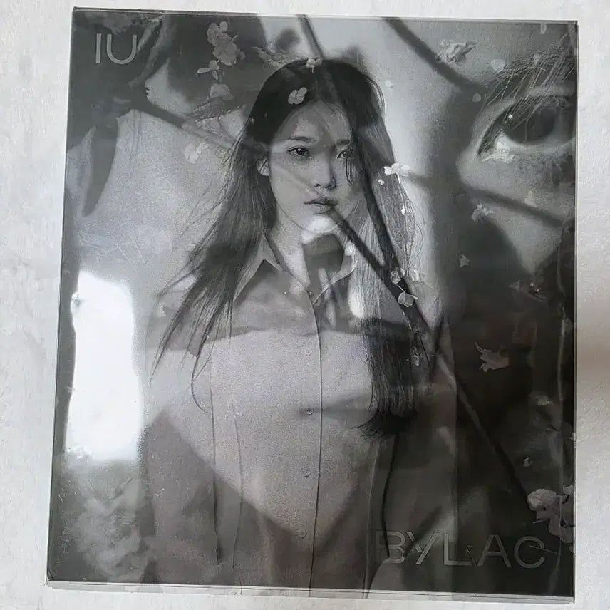 [BUNJANG] IU Lilac Album Unsealed / 아이유 라일락 개봉 앨범 판매