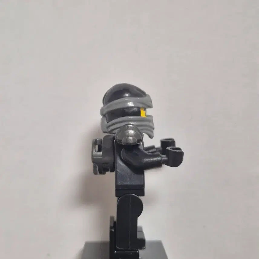 [BUNJANG] LEGO Ninjago Deepstone Cole / 레고 닌자고 딥스톤 콜