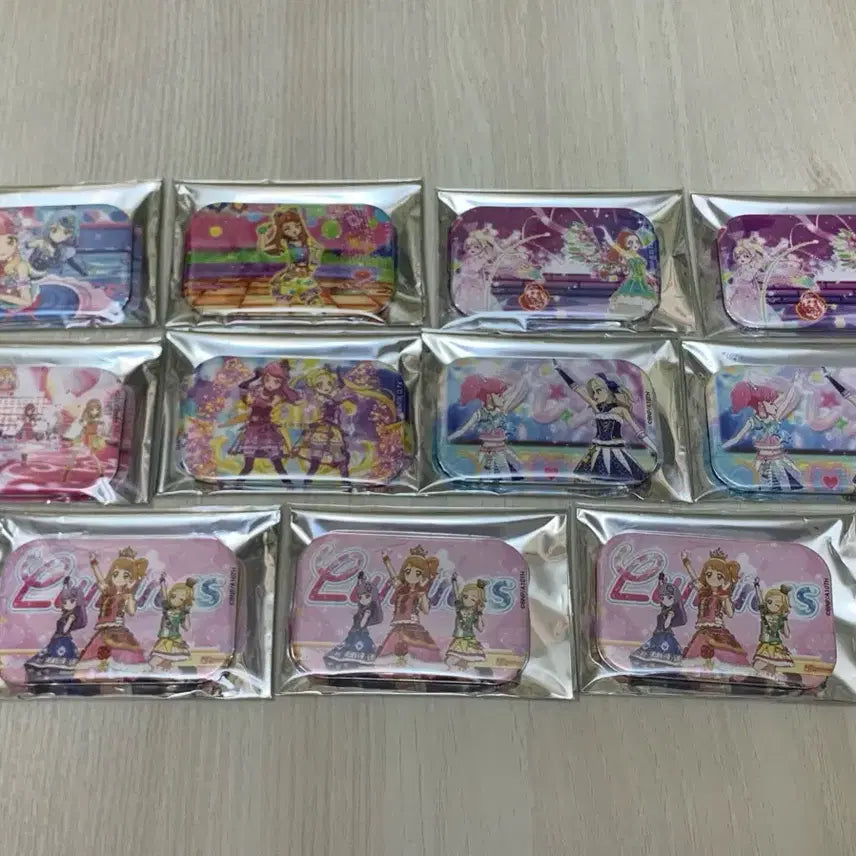 [BUNJANG] Aikatsu! Stars Friends Planet Square Badge Akari Ako / 아이카츠 아이엠스타 스타즈 프렌즈 플래닛 스퀘어 사각 뱃지 아카리 아코