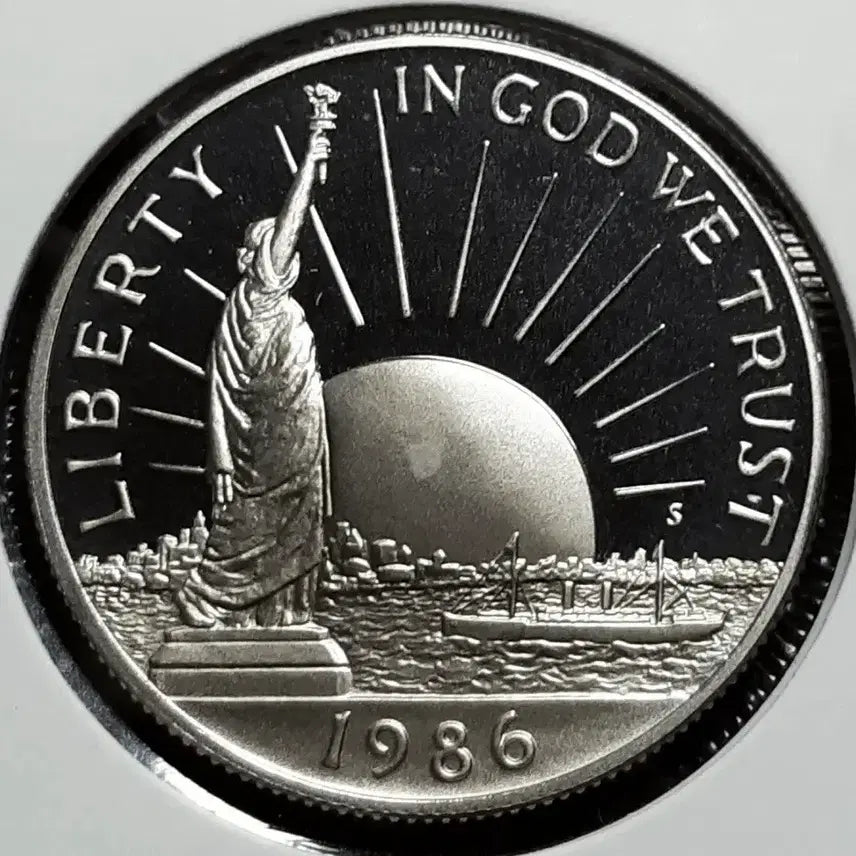 [BUNJANG] 1986 USA Statue of Liberty Centennial Proof Commemorative Coin / 미국 1986년 자유의 여신상 건립 100주년 프루프 기념주화 외국주화