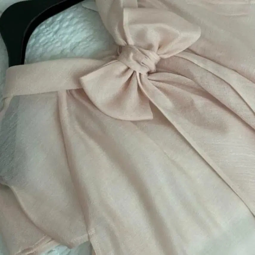 [BUNJANG] It Michaa Roll Collar Sheer Blouse Pink 66 / 잇미샤 롤 카라 시어블라우스 연핑크66