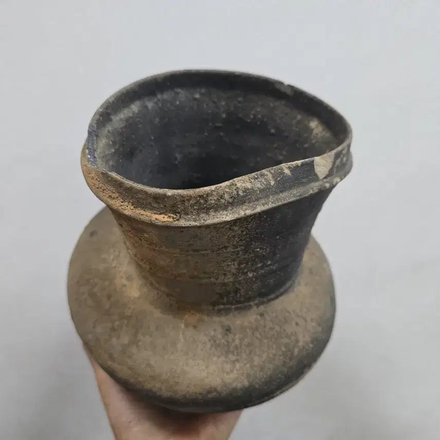 [BUNJANG] Authentic Three Kingdoms Period Earthenware Jar Antique / 진품 삼국시대 토기 장경호 골동품