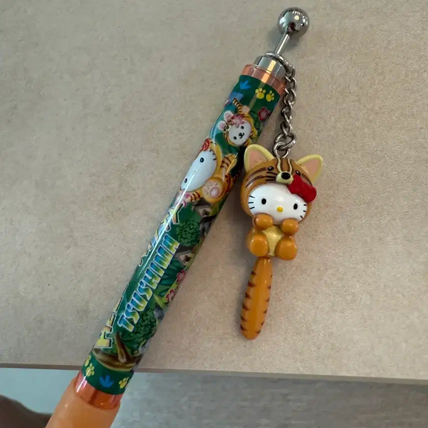 [BUNJANG] Sanrio Hello Kitty Sal-kitty Tail Sharpener / 고전 키티스트랩 꼬리펑 삵 키티스트랩 샤프