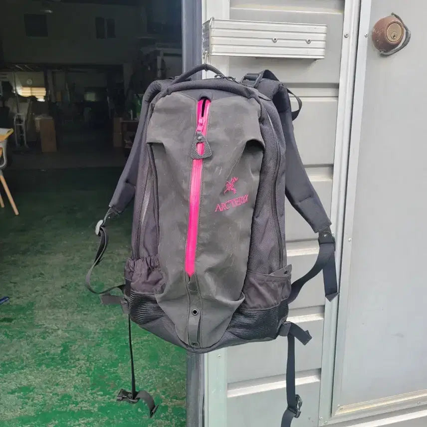 [SOLD OUT] 아크테릭스 아로22 백팩 판매합니다