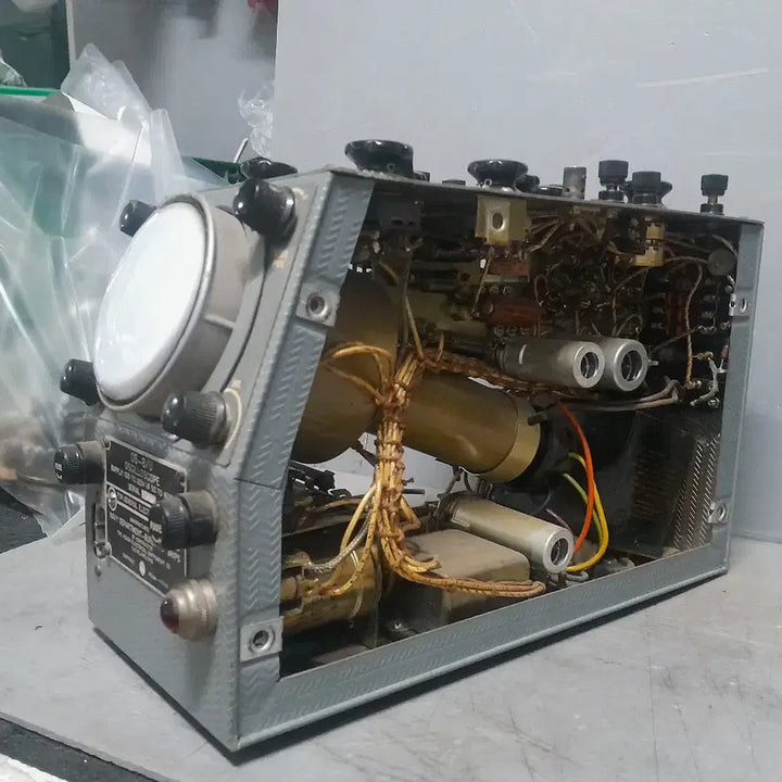[BUNJANG] Vintage US Military Vacuum Tube Oscilloscope / 빈티지  미제 군용 진공관  오실로스코프
