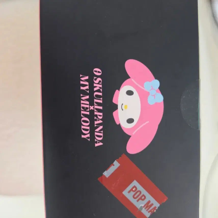 [BUNJANG] Pop Mart Skullpanda x My Melody Collaboration Plush Keyring (Sealed) / 미개봉새상품)팝마트정품 스컬판다 마이멜로디 인형키링