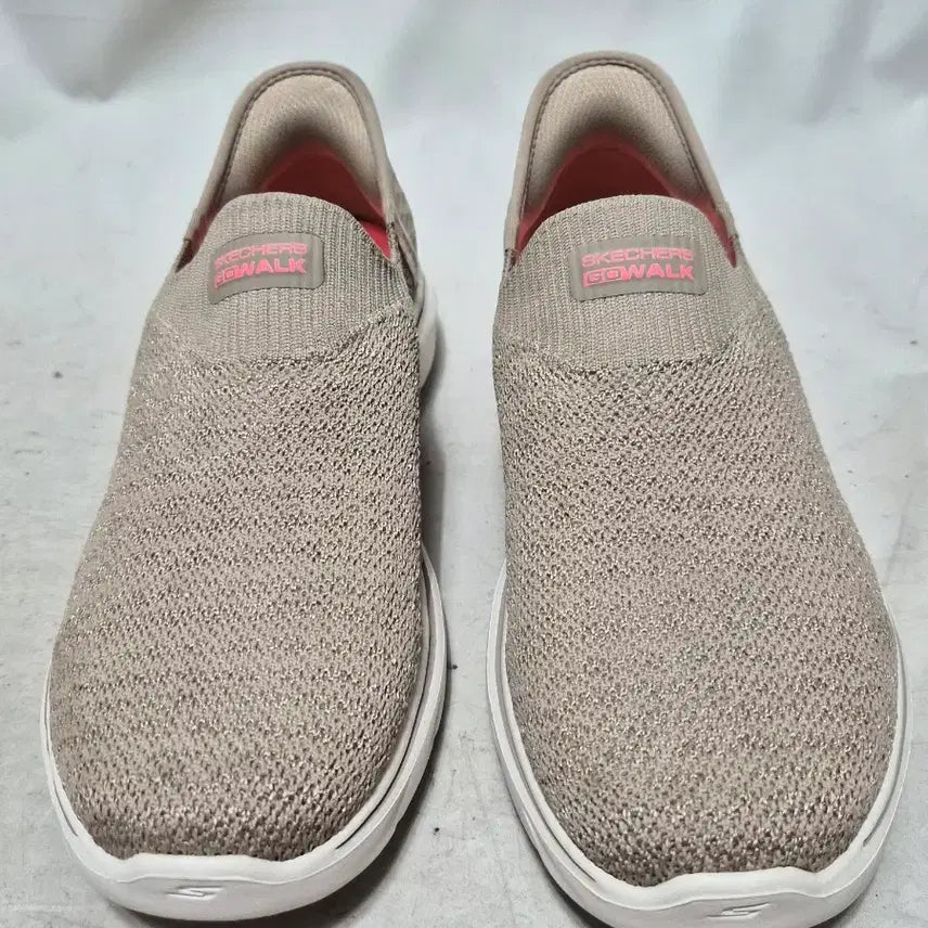 [BUNJANG] Skechers GoWalk Slip-On Beige Women&