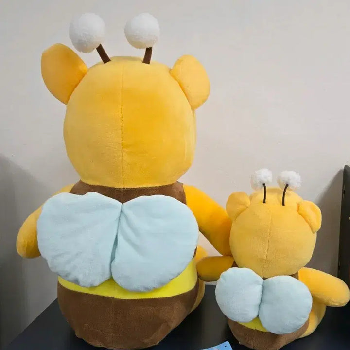 [BUNJANG] Winnie the Pooh Honey Bee Costume Large/Medium Plush Set / 곰돌이푸 꿀벌 코스튬 대형,중형 2종